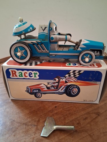 Clockwork robot racer - robot, 269