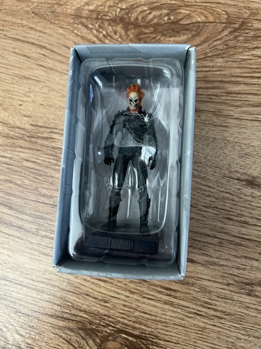 The classic marvel figurine - marvel,