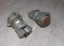 1 SOCAPEX 2 PIN FEMALE CONNECTOR ------ FFD 22