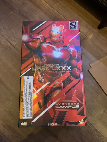 Hot toys avengers - campus, iron