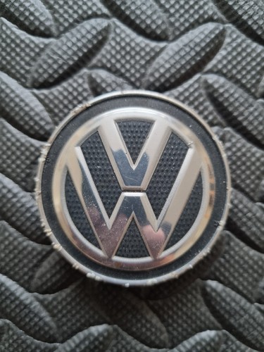 Volkswagen polo wheel centre - polo,