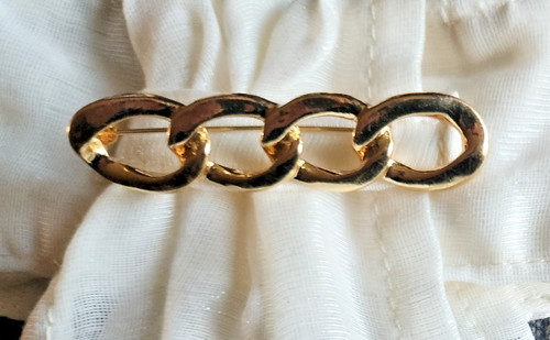 Goldtone curb chain stock - "curb,