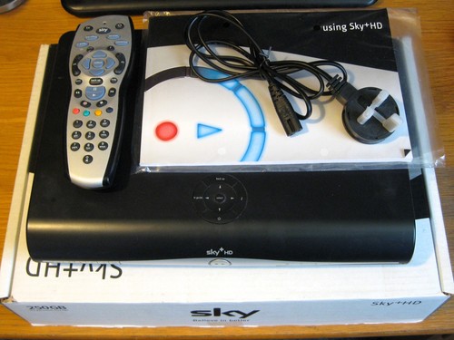 Sky box amstrad - box, drx890-c