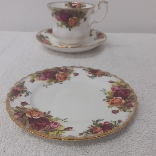 Royal albert old country roses - albert,