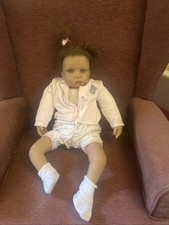 ASHTON DRAKE/WALTRAUD HANL VINYL & CLOTH 21inch Doll