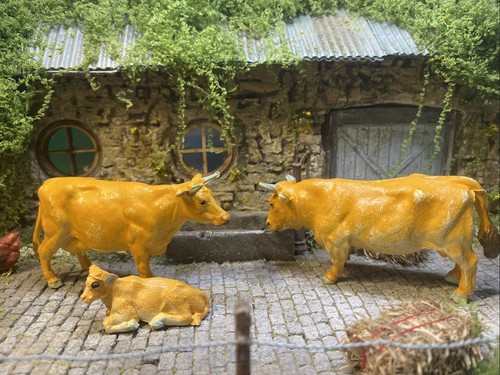 Britains plastic 1970 farm - plastic,