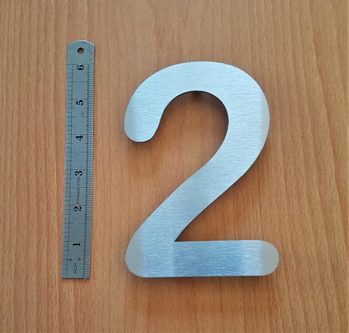 Large 15cm floating - large, rounded