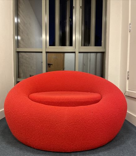 High end designer - , circular