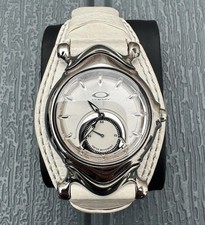 Oakley Saddleback Watch White Leather Chrome Stainless Sapphire Crystal PRISTINE