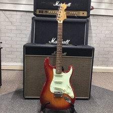 Squire Strat Standard 2004