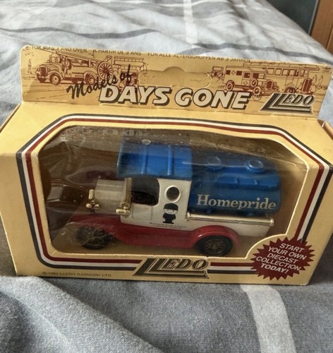 Lledo models days gone - models,