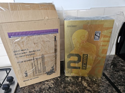 Hot toys iron - toys,