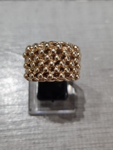 9ct yellow gold row - yellow,