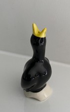 Vintage BLACK BIRD PIE FUNNEL Ceramic Black & Yellow