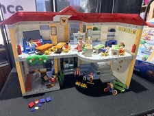 Playmobil School House Large 2 floor with 15 figure & 40+ accessories 5923 