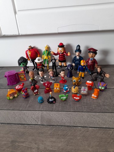Mixed boys figure - mixed,