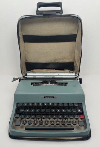 Olivetti typewriter lettera - typewriter, 32