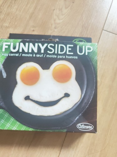 Fred funny side green - up,
