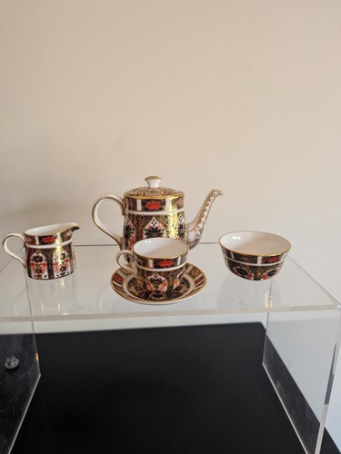Royal crown derby - derby, imari