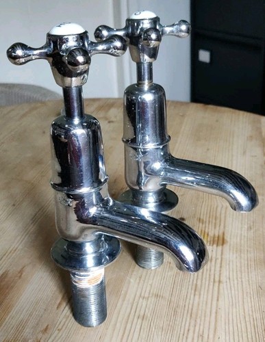 Pair 1930 original pillar - pair,