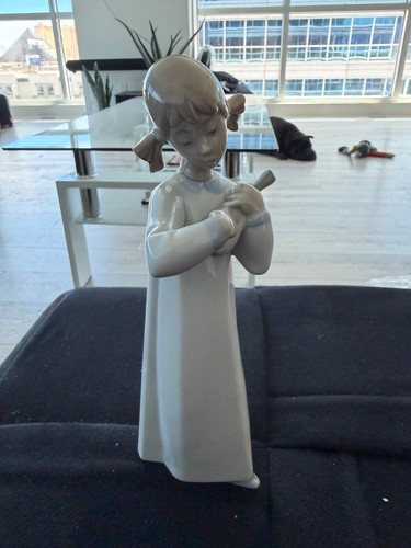 Lladro porcelain figurine - porcelain,