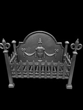 IMMACULATE IRON FIREPLACE FIRE
