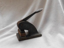 ANTIQUE CAST IRON LETTERHEAD PRESS EMBOSSER HIGHFIELD AVENUE ST AUSTELL CORNWALL