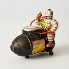 Cast Iron 21cm Michelin Tyre