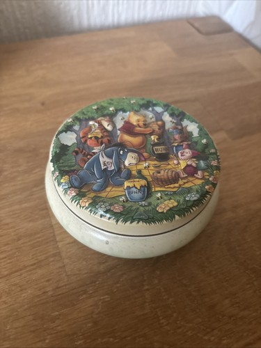 Vintage winnie the pooh disney - winnie,