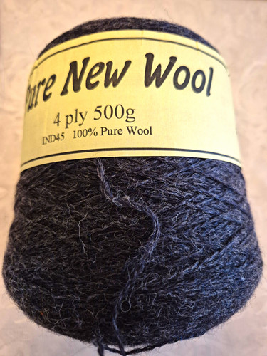 Pure new wool 100 - new, 4