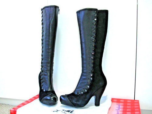 Miss fire black - miss,