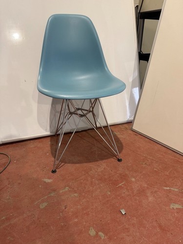 Vitra eames - ,