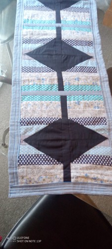Runners rug top table - runners/rug/top,