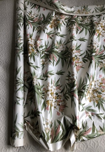 Vintage chintz hand screen - -,