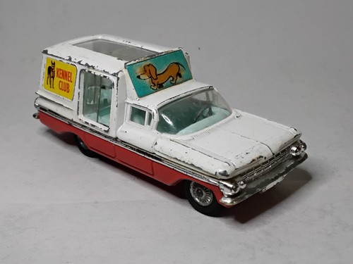 Corgi chevrolet impala - corgi,