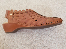 Pikolinos women's tan leather shoes, size 3, good condition