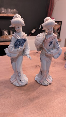 Pair vintage porcelain - vintage,