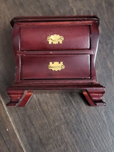 Dollhouse miniature - 1:12,