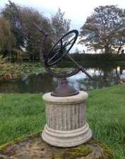 GARDEN IRON ARMILLARY SUNDIAL WEATHERVANE ON STONE PLINTH GARDEN ORNAMENT 🌞🌿