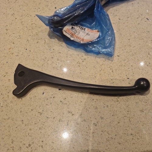 Yamaha front brake lever - rd,
