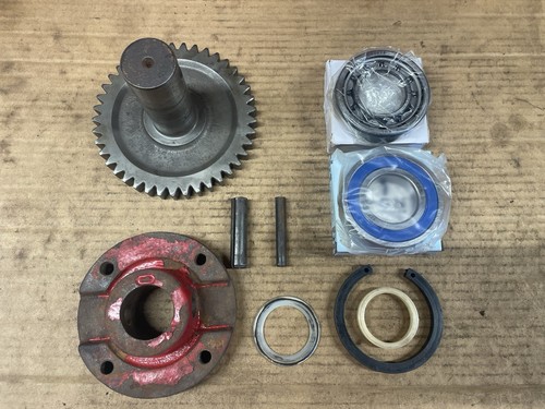 Disc drive shaft gear - disc, gear,