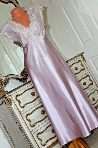 Dusky pink faux satin - pink, lace