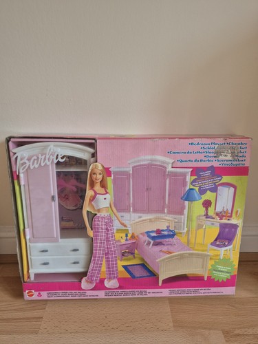New vintage barbie - vintage, bedroom