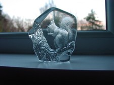 Mats Jonasson Sweden Crystal Art Glass "Squirrel" Sculpture
