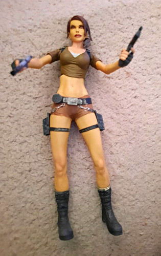 Lara croft posable action - lara,