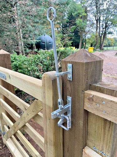 Hunting type gate latch - 5, bar