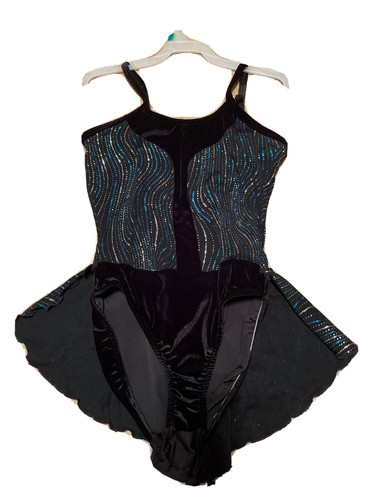 Design works dance - skate, baton