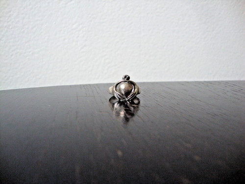 Vintage irish claddagh love - vintage,