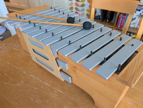 Alto glockenspiel - alto, by