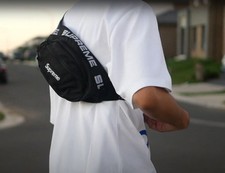SUPREME (SS18) Waist Bag Fanny